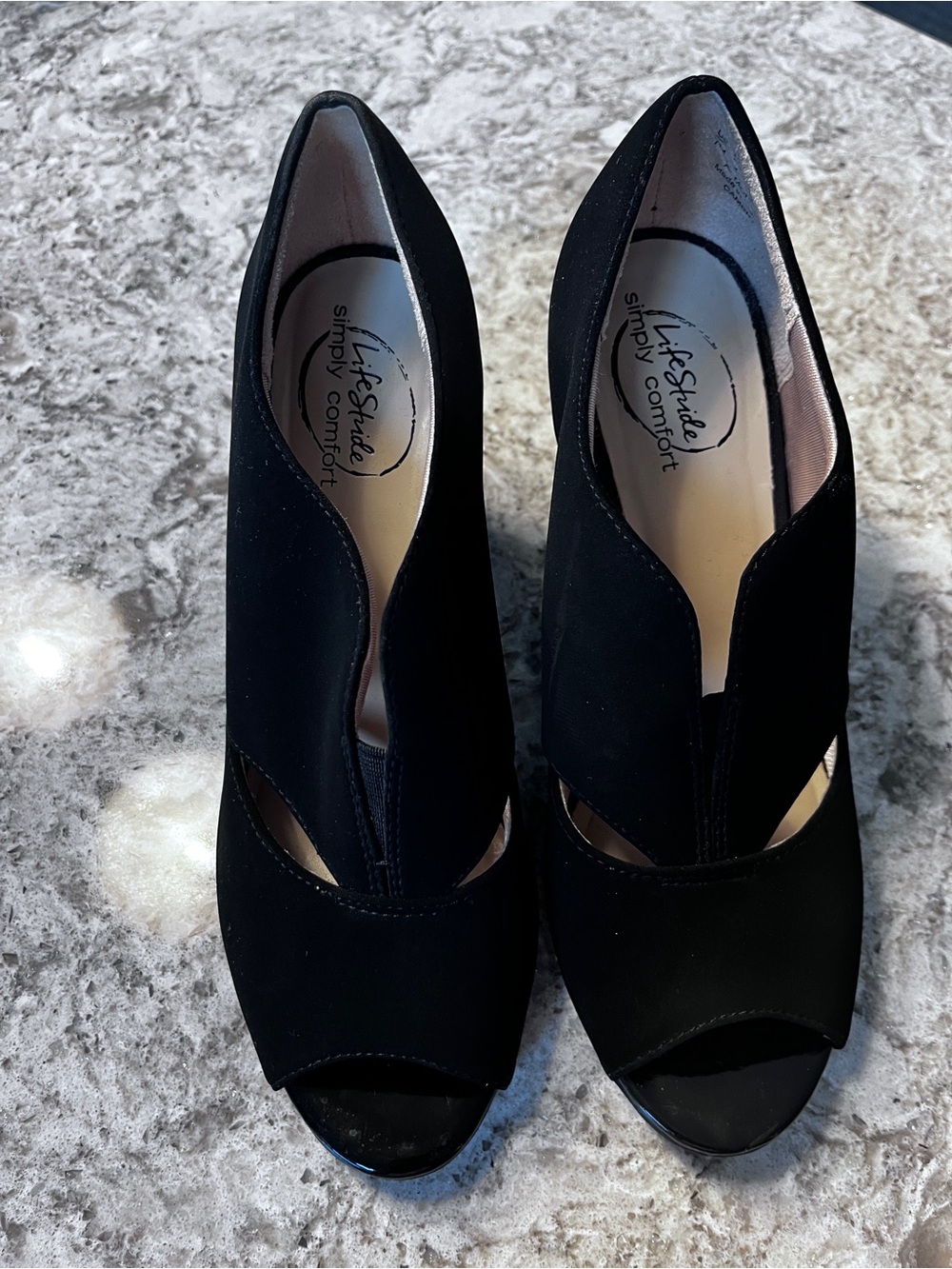 LifeStride Cambry Black Faux Suede Peep Toe Heels Pumps Women’s Size 7M